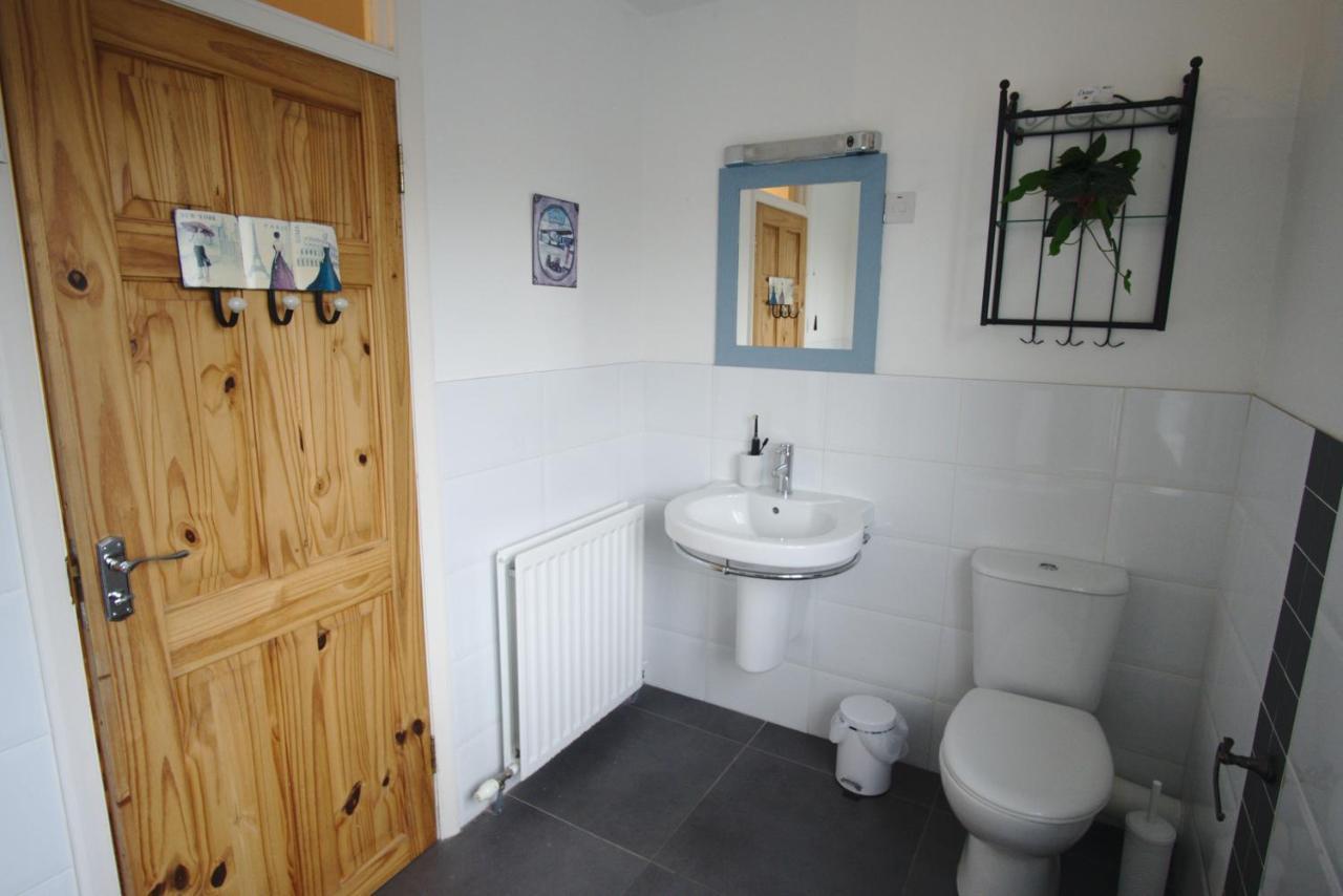 The Folly Villa Bangor  Bagian luar foto